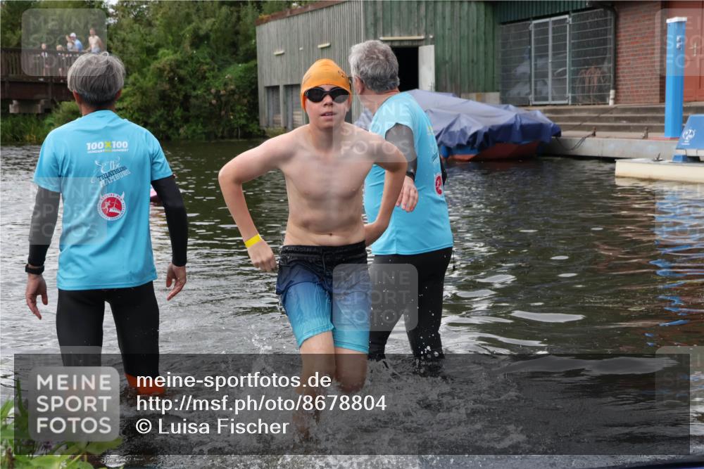 31.08.2025 - Elbe Triathlon Hamburg Luisa Fischer http://msf.ph/oto/8678804 31.08.2025 12:25:34 Schwimmen 1638 meine-sportfotos.de