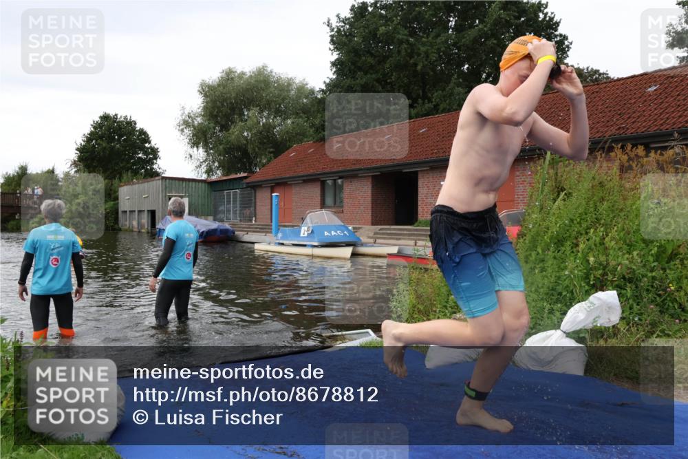 31.08.2025 - Elbe Triathlon Hamburg Luisa Fischer http://msf.ph/oto/8678812 31.08.2025 12:25:35 Schwimmen 1638 meine-sportfotos.de