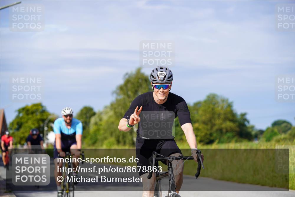 31.08.2025 - Elbe Triathlon Hamburg Michael Burmester http://msf.ph/oto/8678863 31.08.2025 10:36:41 Radfahren 920, 1024, 1042, 1113, 1137, 1222 meine-sportfotos.de