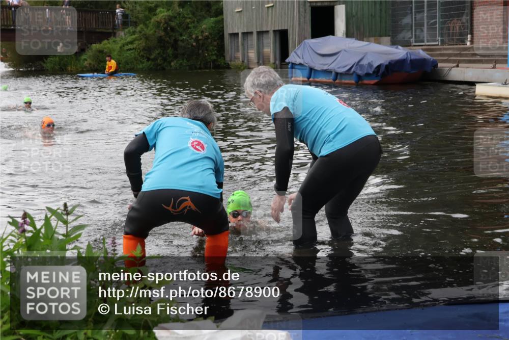 31.08.2025 - Elbe Triathlon Hamburg Luisa Fischer http://msf.ph/oto/8678900 31.08.2025 12:33:30 Schwimmen 1679 meine-sportfotos.de