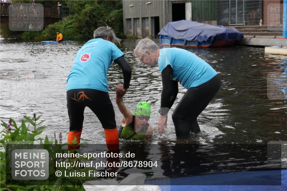 31.08.2025 - Elbe Triathlon Hamburg Luisa Fischer http://msf.ph/oto/8678904 31.08.2025 12:33:31 Schwimmen 1679 meine-sportfotos.de
