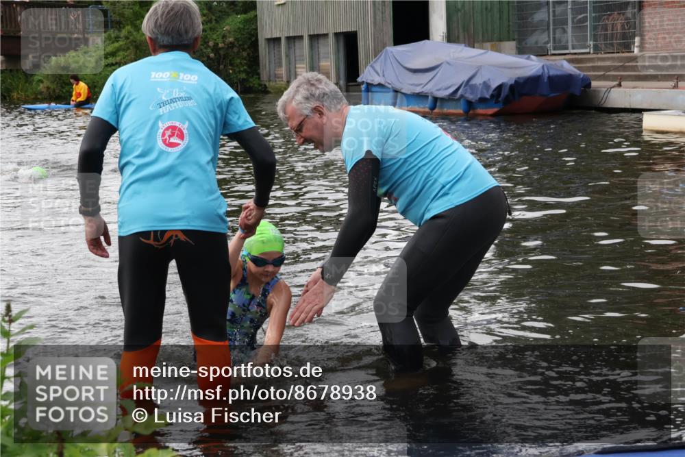 31.08.2025 - Elbe Triathlon Hamburg Luisa Fischer http://msf.ph/oto/8678938 31.08.2025 12:33:49 Schwimmen 1689 meine-sportfotos.de