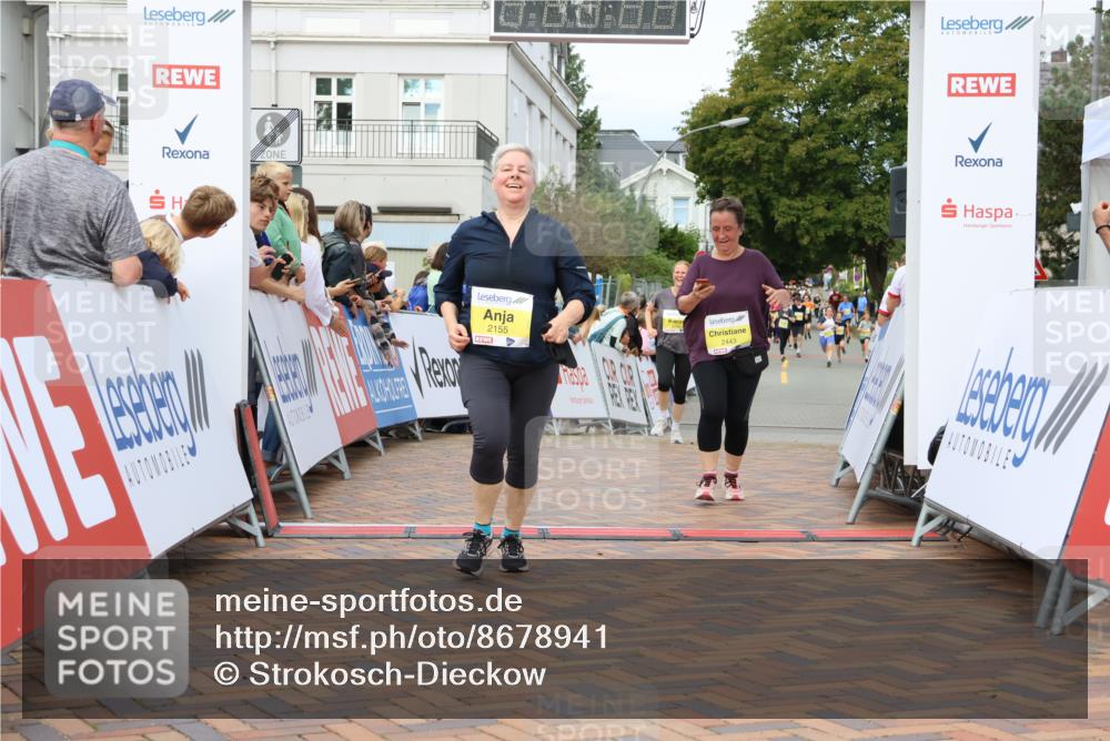 31.08.2025 - 21. Blankeneser Heldenlauf Strokosch-Dieckow http://msf.ph/oto/8678941 31.08.2025 10:31:39 Ziel 2740, 2190, 2092, 2079, 2340, 2155, 2443 meine-sportfotos.de