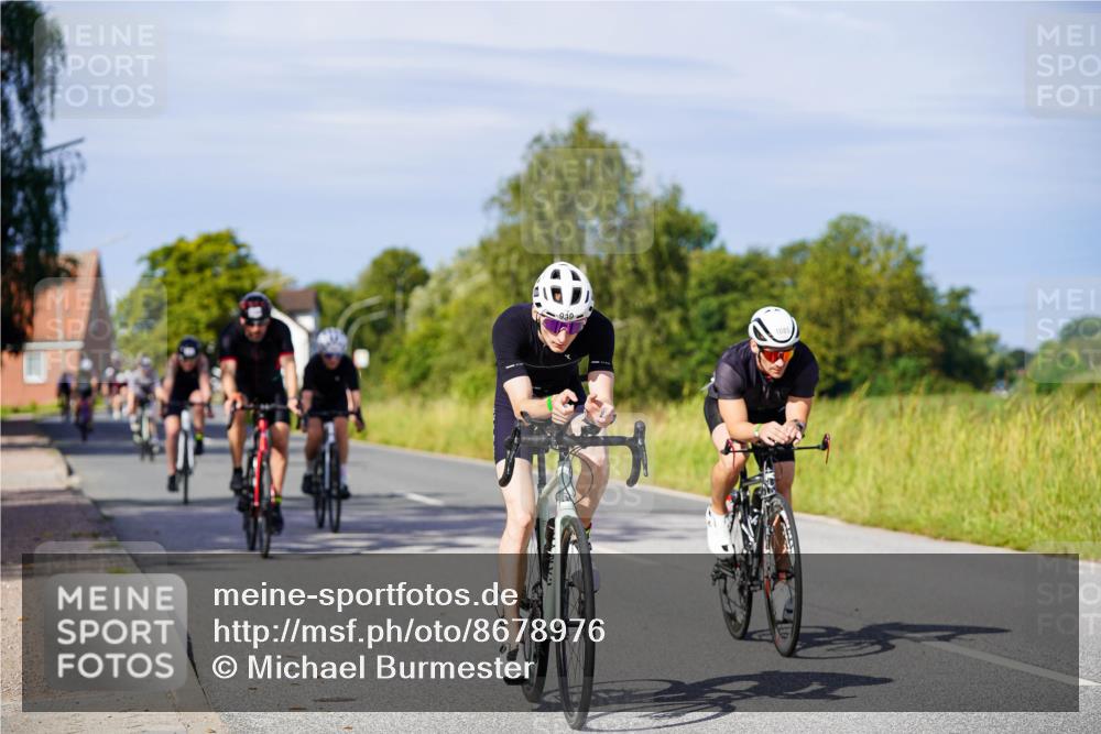 31.08.2025 - Elbe Triathlon Hamburg Michael Burmester http://msf.ph/oto/8678976 31.08.2025 10:37:01 Radfahren 796, 810, 814, 816, 892, 939, 953, 1030, 1085, 1194, 1207 meine-sportfotos.de