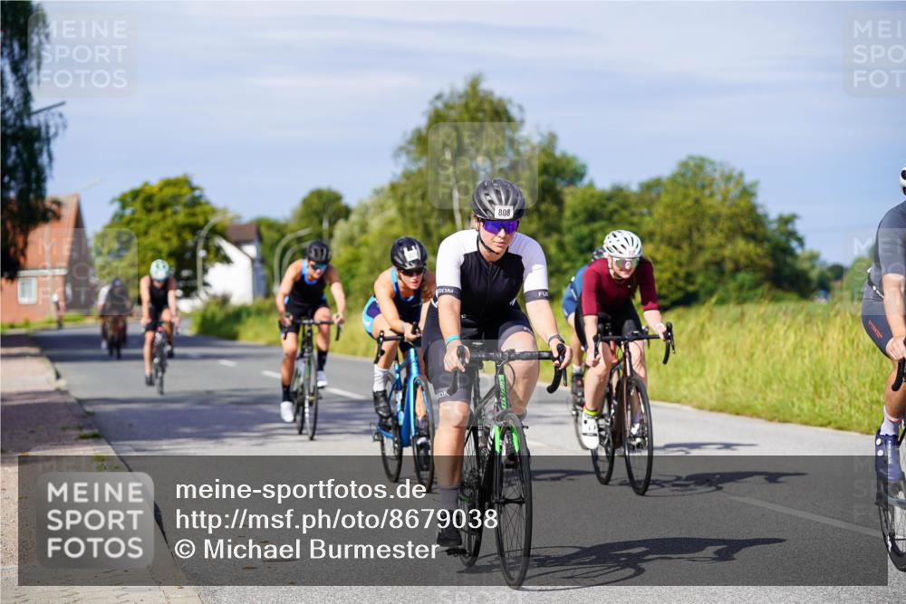 31.08.2025 - Elbe Triathlon Hamburg Michael Burmester http://msf.ph/oto/8679038 31.08.2025 10:37:12 Radfahren 808, 822, 880, 931, 984, 989, 1052, 1063, 1086, 1192, 1304 meine-sportfotos.de