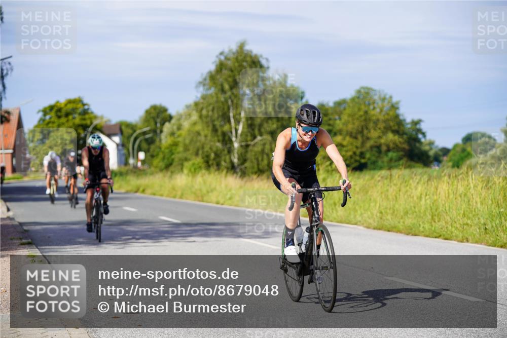 31.08.2025 - Elbe Triathlon Hamburg Michael Burmester http://msf.ph/oto/8679048 31.08.2025 10:37:13 Radfahren 808, 822, 880, 931, 984, 989, 1052, 1063, 1086, 1192, 1304 meine-sportfotos.de