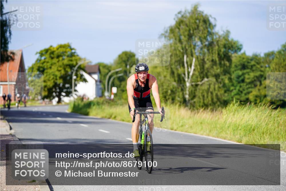 31.08.2025 - Elbe Triathlon Hamburg Michael Burmester http://msf.ph/oto/8679100 31.08.2025 10:37:29 Radfahren 974 meine-sportfotos.de