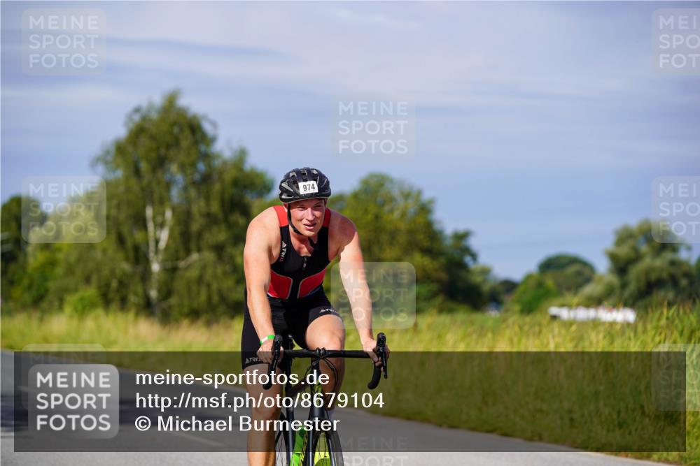 31.08.2025 - Elbe Triathlon Hamburg Michael Burmester http://msf.ph/oto/8679104 31.08.2025 10:37:30 Radfahren 974 meine-sportfotos.de