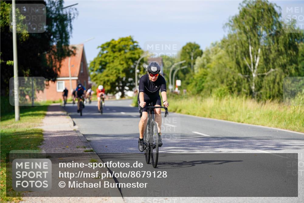 31.08.2025 - Elbe Triathlon Hamburg Michael Burmester http://msf.ph/oto/8679128 31.08.2025 10:37:41 Radfahren 902, 1076, 1133, 1287 meine-sportfotos.de