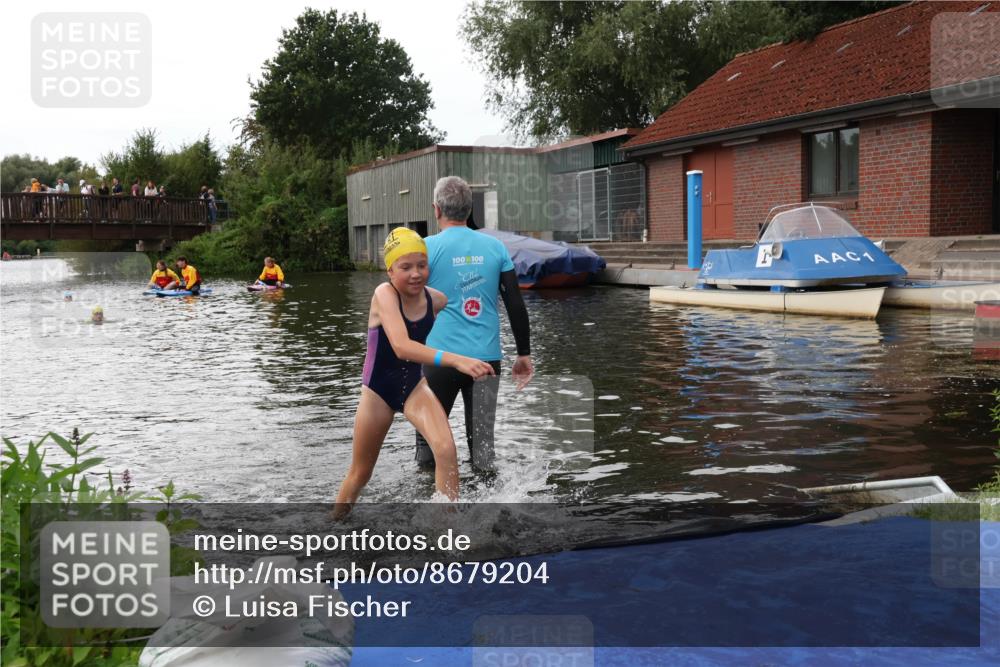 31.08.2025 - Elbe Triathlon Hamburg Luisa Fischer http://msf.ph/oto/8679204 31.08.2025 12:36:05 Schwimmen 1699 meine-sportfotos.de
