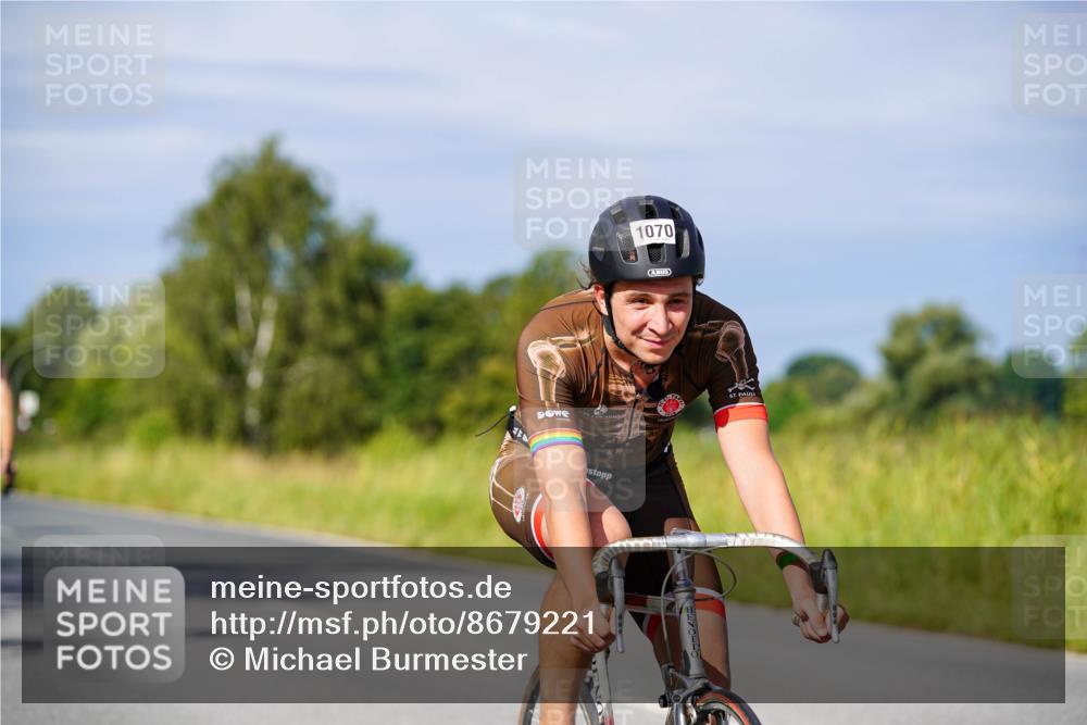 31.08.2025 - Elbe Triathlon Hamburg Michael Burmester http://msf.ph/oto/8679221 31.08.2025 10:38:01 Radfahren 950, 1051, 1070, 1088, 1166, 1315 meine-sportfotos.de