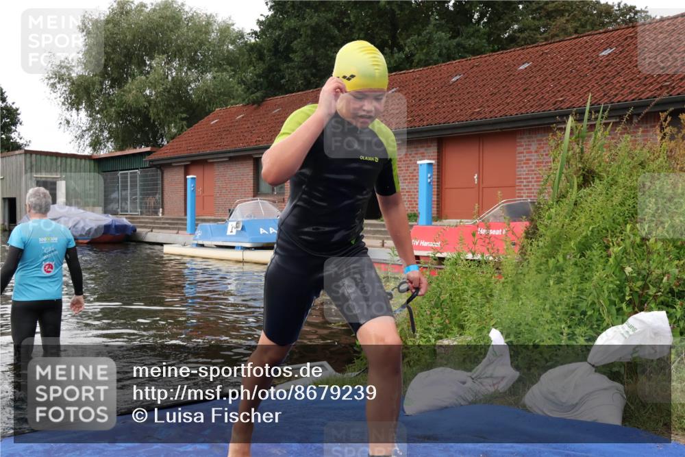 31.08.2025 - Elbe Triathlon Hamburg Luisa Fischer http://msf.ph/oto/8679239 31.08.2025 12:36:38 Schwimmen 1682 meine-sportfotos.de