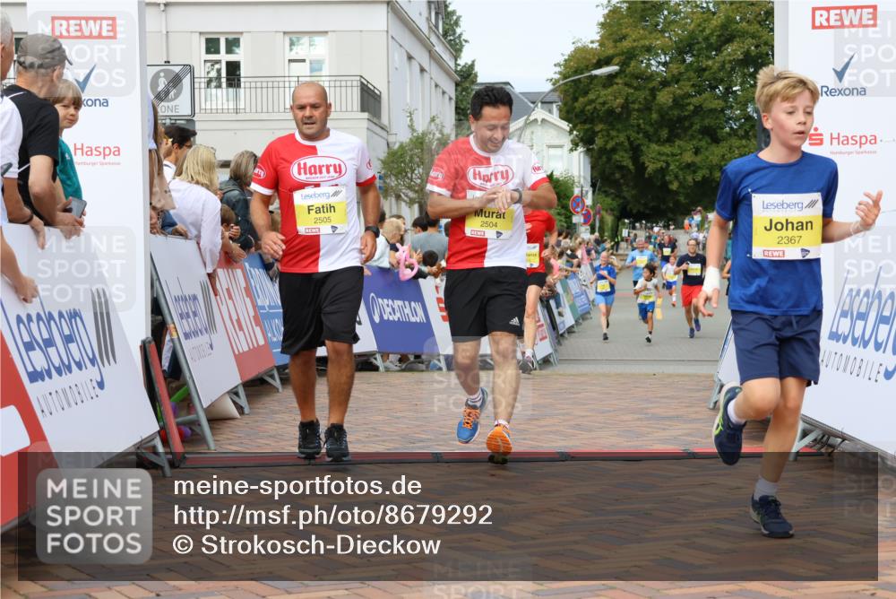 31.08.2025 - 21. Blankeneser Heldenlauf Strokosch-Dieckow http://msf.ph/oto/8679292 31.08.2025 10:25:27 Ziel 2541, 2636, 2363, 2367, 2505, 2504 meine-sportfotos.de