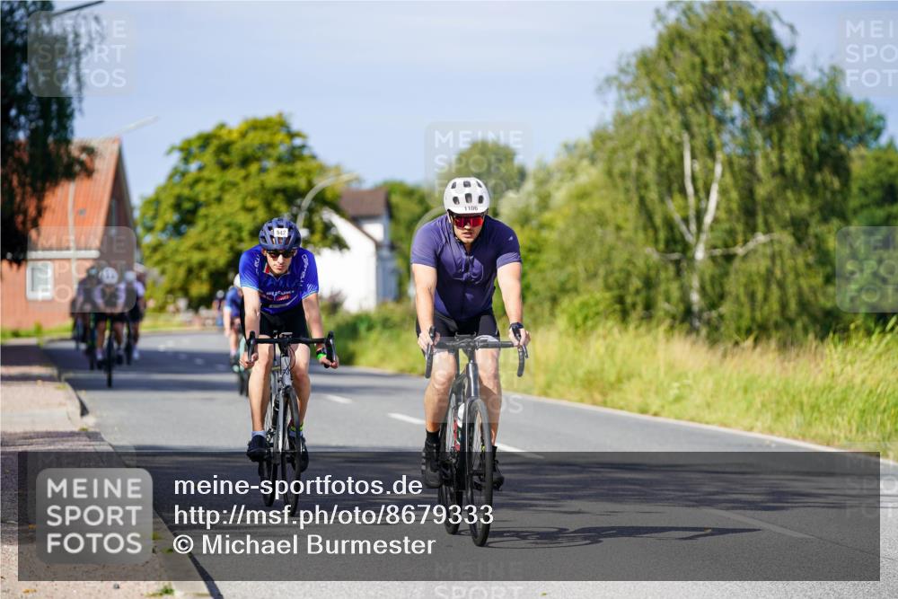 31.08.2025 - Elbe Triathlon Hamburg Michael Burmester http://msf.ph/oto/8679333 31.08.2025 10:38:25 Radfahren 783, 790, 942, 965, 971, 1077, 1106, 1109 meine-sportfotos.de