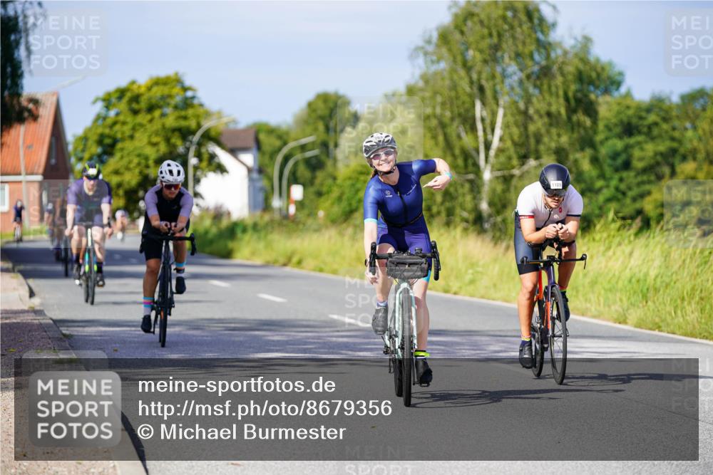 31.08.2025 - Elbe Triathlon Hamburg Michael Burmester http://msf.ph/oto/8679356 31.08.2025 10:38:29 Radfahren 783, 790, 795, 899, 942, 971, 1077, 1106, 1109 meine-sportfotos.de