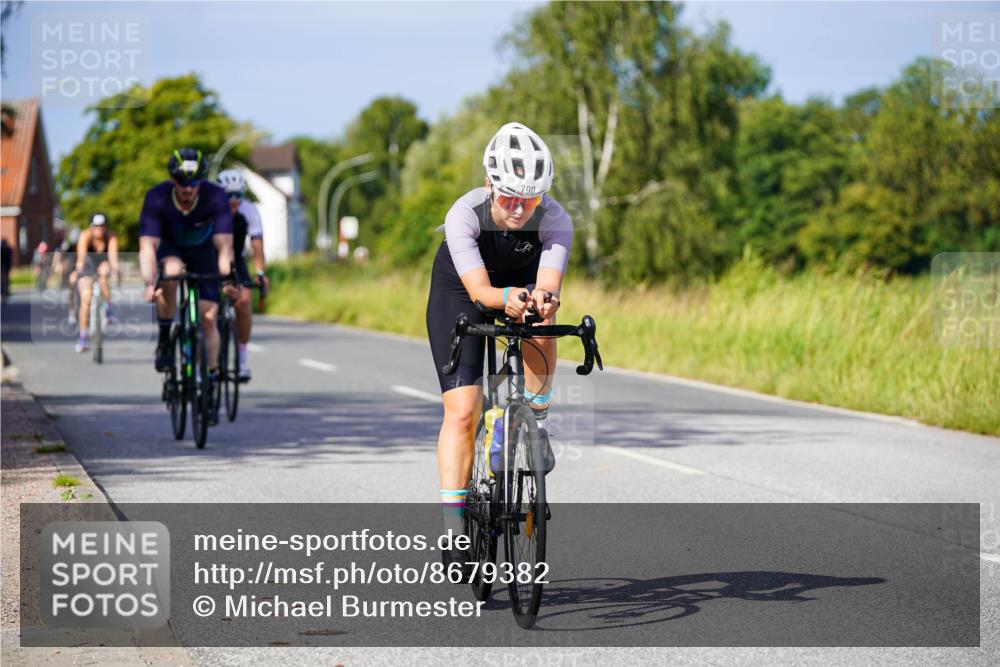 31.08.2025 - Elbe Triathlon Hamburg Michael Burmester http://msf.ph/oto/8679382 31.08.2025 10:38:30 Radfahren 783, 790, 795, 899, 971, 1077, 1109 meine-sportfotos.de