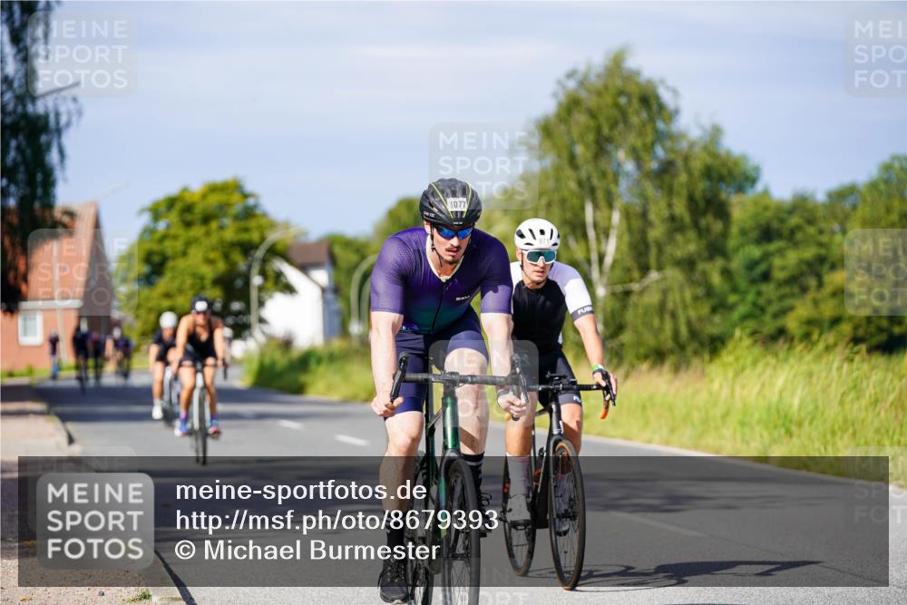 31.08.2025 - Elbe Triathlon Hamburg Michael Burmester http://msf.ph/oto/8679393 31.08.2025 10:38:32 Radfahren 783, 790, 795, 899, 971, 1077, 1109, 1274 meine-sportfotos.de