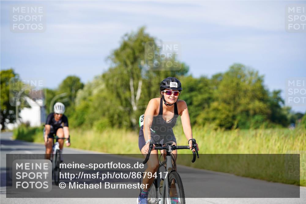 31.08.2025 - Elbe Triathlon Hamburg Michael Burmester http://msf.ph/oto/8679417 31.08.2025 10:38:35 Radfahren 795, 899, 971, 972, 1077, 1201, 1274 meine-sportfotos.de