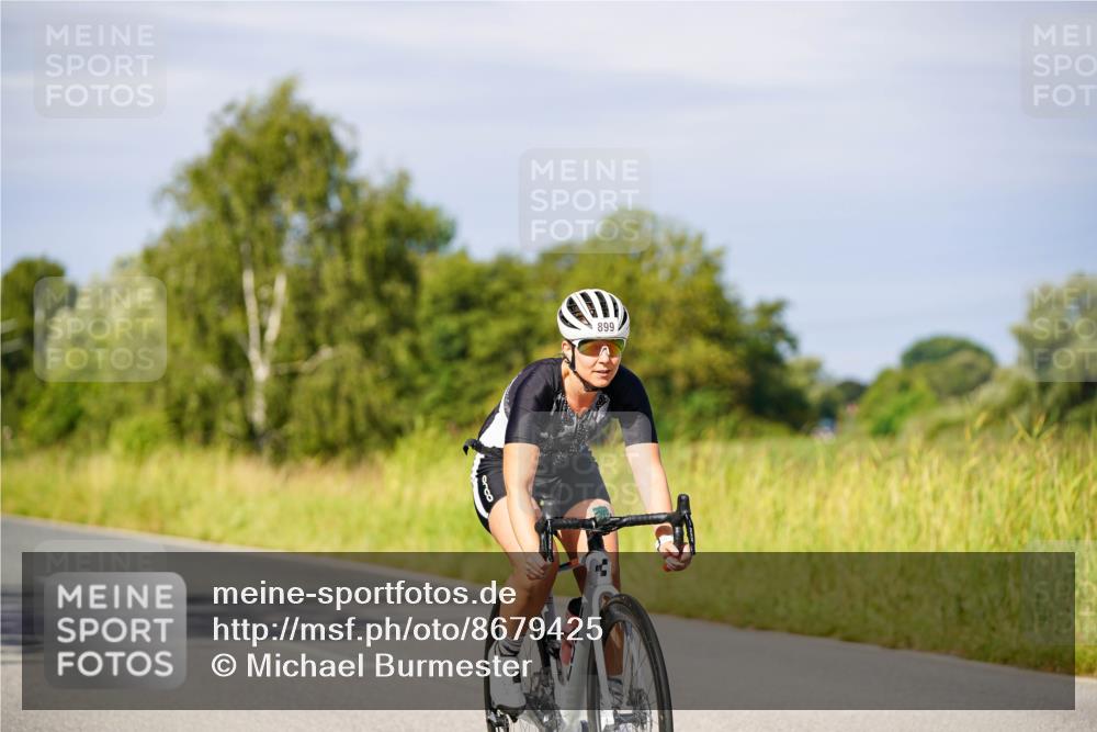 31.08.2025 - Elbe Triathlon Hamburg Michael Burmester http://msf.ph/oto/8679425 31.08.2025 10:38:36 Radfahren 771, 795, 899, 972, 1201, 1274 meine-sportfotos.de