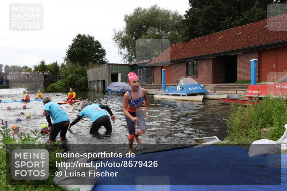 31.08.2025 - Elbe Triathlon Hamburg Luisa Fischer http://msf.ph/oto/8679426 31.08.2025 12:47:43 Schwimmen 1700, 1702, 1708, 1715, 1716, 1717, 1718 meine-sportfotos.de
