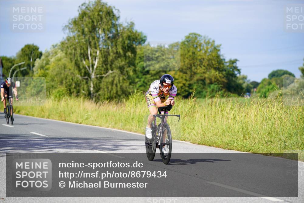 31.08.2025 - Elbe Triathlon Hamburg Michael Burmester http://msf.ph/oto/8679434 31.08.2025 10:38:39 Radfahren 634, 771, 899, 972, 1201, 1274 meine-sportfotos.de