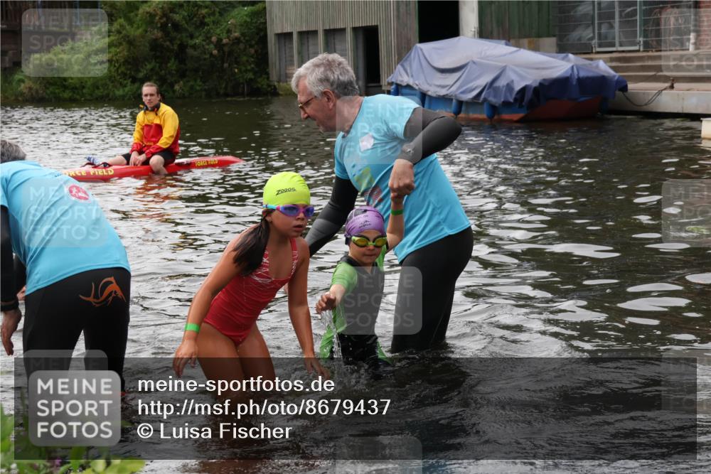 31.08.2025 - Elbe Triathlon Hamburg Luisa Fischer http://msf.ph/oto/8679437 31.08.2025 12:47:46 Schwimmen 1700, 1702, 1708, 1716, 1717, 1718 meine-sportfotos.de