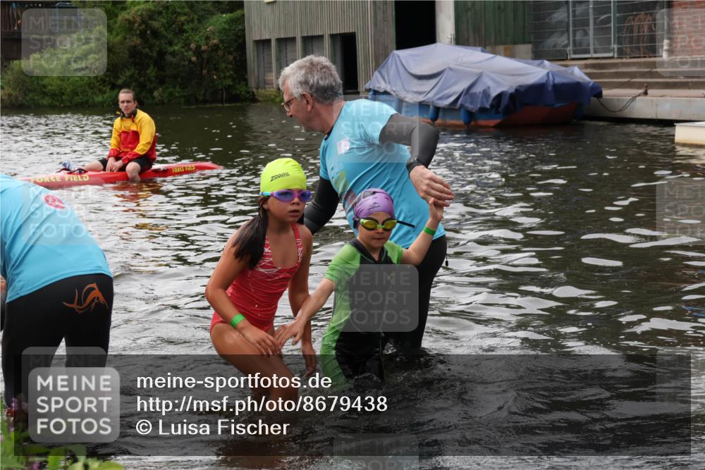 31.08.2025 - Elbe Triathlon Hamburg Luisa Fischer http://msf.ph/oto/8679438 31.08.2025 12:47:46 Schwimmen 1700, 1702, 1708, 1716, 1717, 1718 meine-sportfotos.de