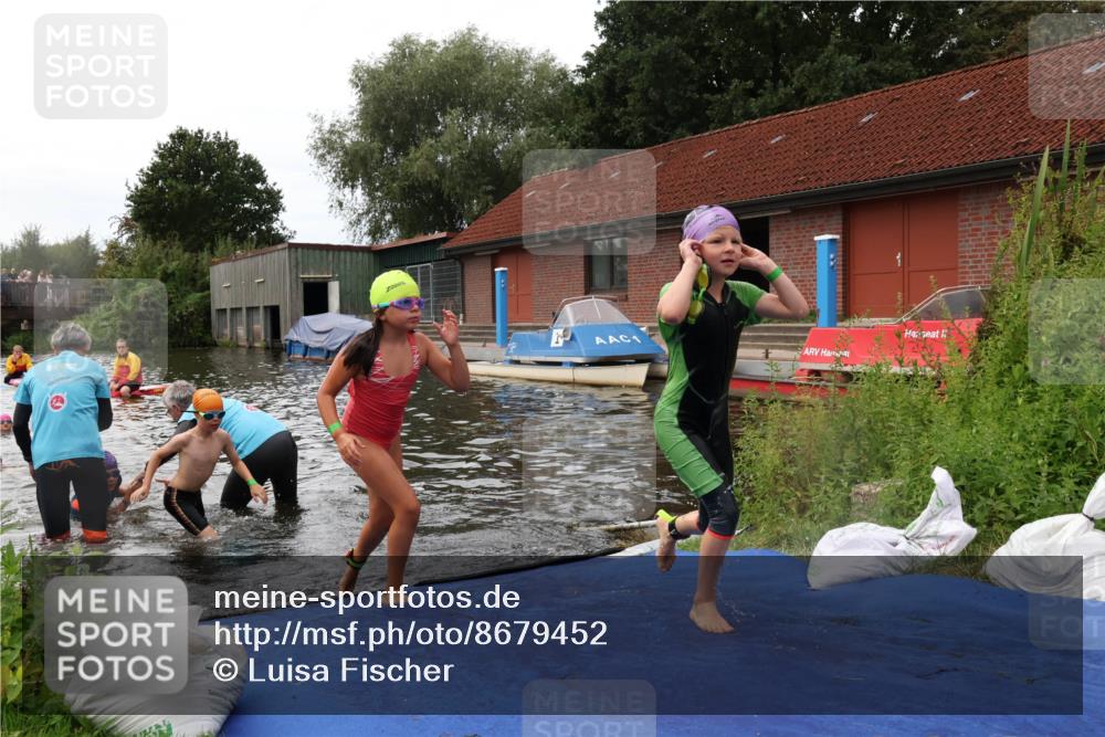 31.08.2025 - Elbe Triathlon Hamburg Luisa Fischer http://msf.ph/oto/8679452 31.08.2025 12:47:49 Schwimmen 1700, 1702, 1708, 1710, 1716, 1717, 1719 meine-sportfotos.de