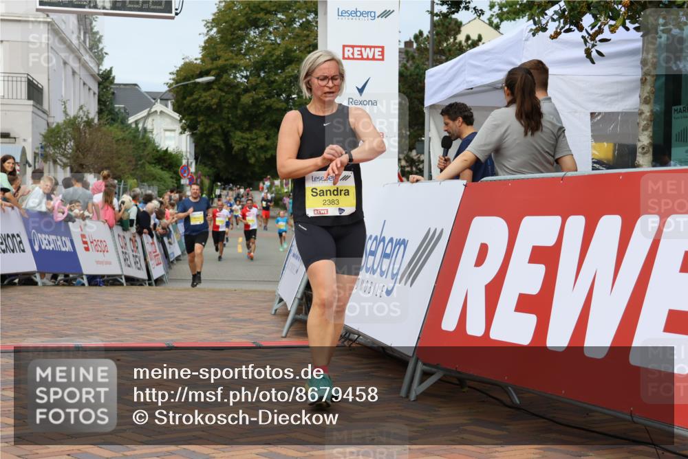 31.08.2025 - 21. Blankeneser Heldenlauf Strokosch-Dieckow http://msf.ph/oto/8679458 31.08.2025 10:25:17 Ziel 2641, 2357, 2636, 2053, 2359, 2661, 2383 meine-sportfotos.de