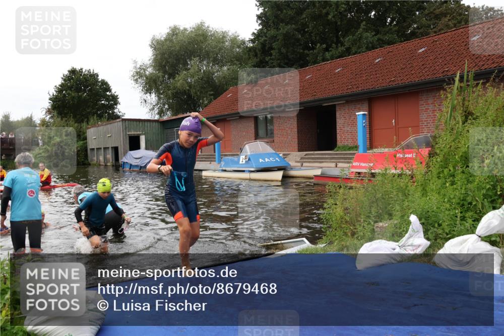 31.08.2025 - Elbe Triathlon Hamburg Luisa Fischer http://msf.ph/oto/8679468 31.08.2025 12:47:52 Schwimmen 1700, 1702, 1708, 1710, 1716, 1717, 1719 meine-sportfotos.de