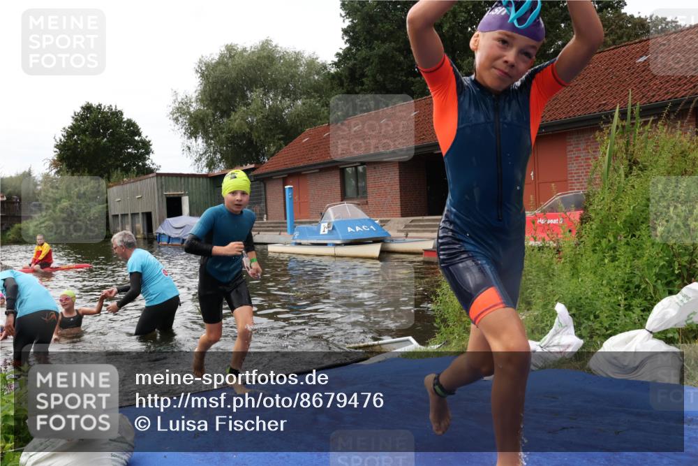 31.08.2025 - Elbe Triathlon Hamburg Luisa Fischer http://msf.ph/oto/8679476 31.08.2025 12:47:53 Schwimmen 1700, 1702, 1708, 1710, 1717, 1719 meine-sportfotos.de