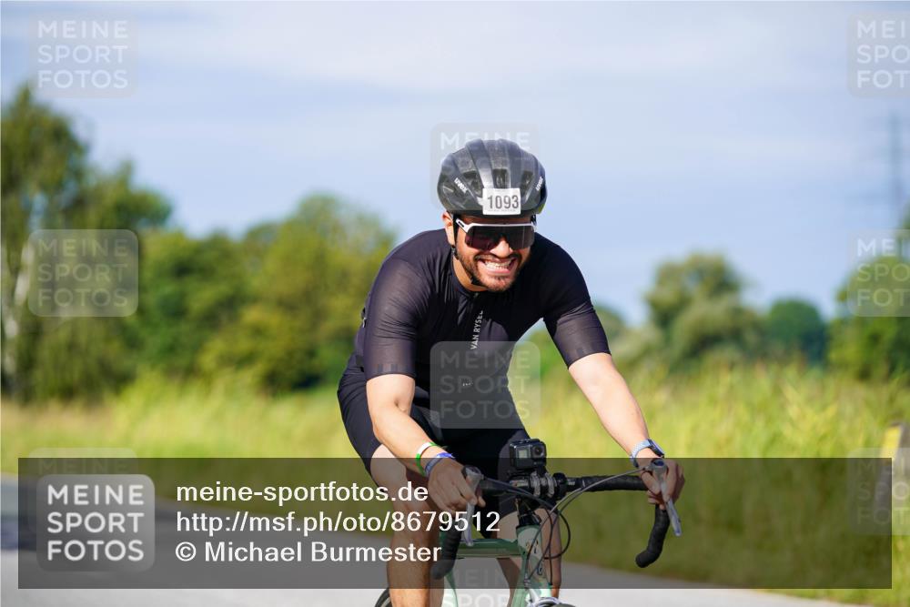 31.08.2025 - Elbe Triathlon Hamburg Michael Burmester http://msf.ph/oto/8679512 31.08.2025 10:38:50 Radfahren 1093, 1291 meine-sportfotos.de