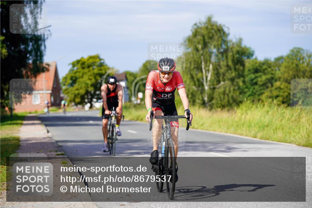 31.08.2025 - Elbe Triathlon Hamburg Michael Burmester http://msf.ph/oto/8679537 31.08.2025 10:39:01 Radfahren 995, 996, 1018, 1122 meine-sportfotos.de