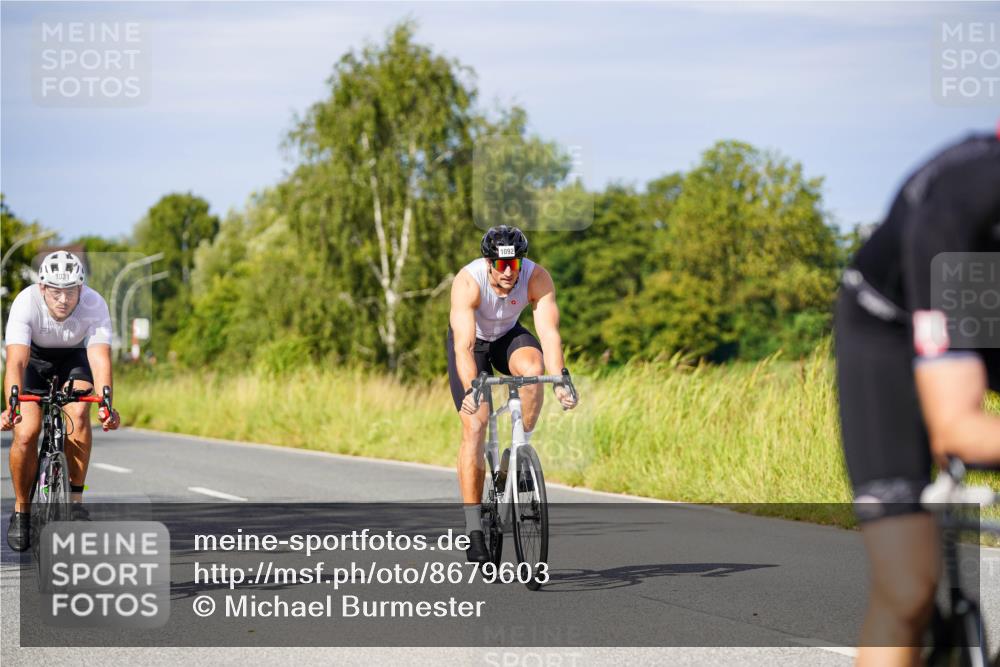 31.08.2025 - Elbe Triathlon Hamburg Michael Burmester http://msf.ph/oto/8679603 31.08.2025 10:39:22 Radfahren 1031, 1065, 1092, 1258, 1278 meine-sportfotos.de