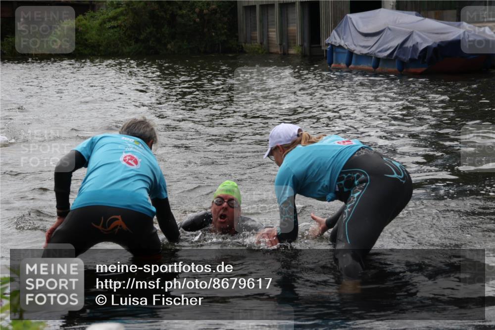 31.08.2025 - Elbe Triathlon Hamburg Luisa Fischer http://msf.ph/oto/8679617 31.08.2025 14:03:22 Schwimmen 134 meine-sportfotos.de
