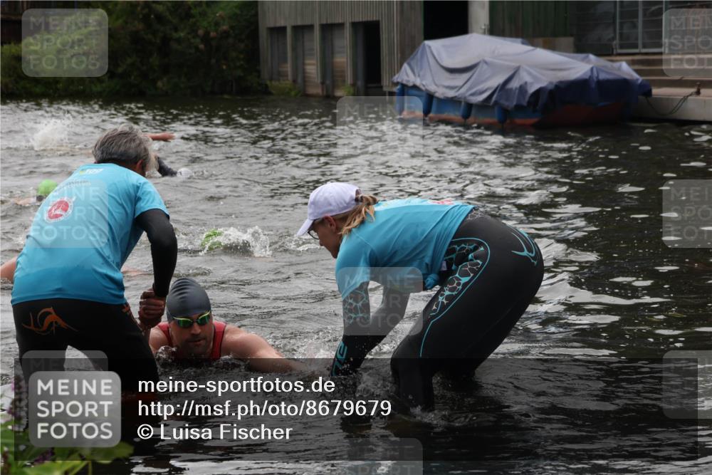31.08.2025 - Elbe Triathlon Hamburg Luisa Fischer http://msf.ph/oto/8679679 31.08.2025 14:03:52 Schwimmen 131, 139, 163 meine-sportfotos.de