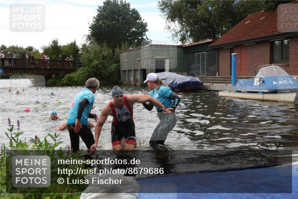 31.08.2025 - Elbe Triathlon Hamburg Luisa Fischer http://msf.ph/oto/8679686 31.08.2025 14:03:53 Schwimmen 131, 139, 163 meine-sportfotos.de