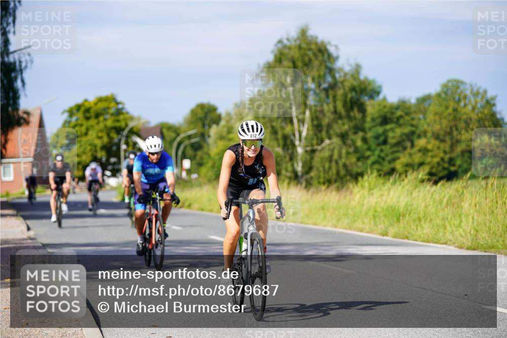 31.08.2025 - Elbe Triathlon Hamburg Michael Burmester http://msf.ph/oto/8679687 31.08.2025 10:39:38 Radfahren 762, 812, 836, 937, 961, 1037, 1075, 1091 meine-sportfotos.de
