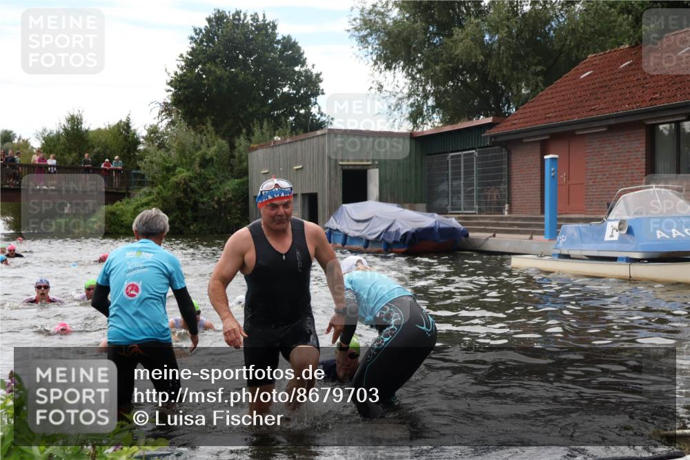 31.08.2025 - Elbe Triathlon Hamburg Luisa Fischer http://msf.ph/oto/8679703 31.08.2025 14:03:58 Schwimmen 131, 139, 145, 147, 157, 163 meine-sportfotos.de