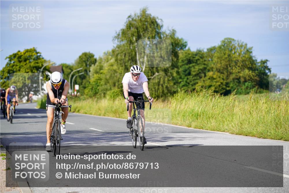 31.08.2025 - Elbe Triathlon Hamburg Michael Burmester http://msf.ph/oto/8679713 31.08.2025 10:39:43 Radfahren 762, 937, 961, 964, 1075, 1080, 1091, 1149 meine-sportfotos.de