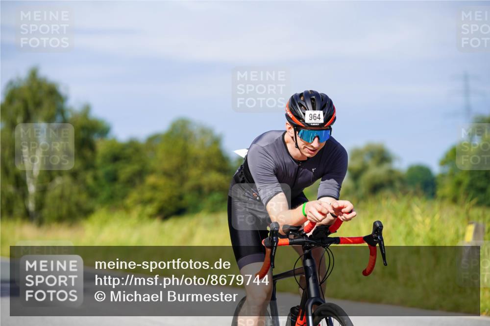31.08.2025 - Elbe Triathlon Hamburg Michael Burmester http://msf.ph/oto/8679744 31.08.2025 10:39:48 Radfahren 964, 994, 1080, 1145, 1149 meine-sportfotos.de
