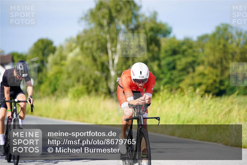 31.08.2025 - Elbe Triathlon Hamburg Michael Burmester http://msf.ph/oto/8679765 31.08.2025 10:39:54 Radfahren 962, 994, 1145 meine-sportfotos.de