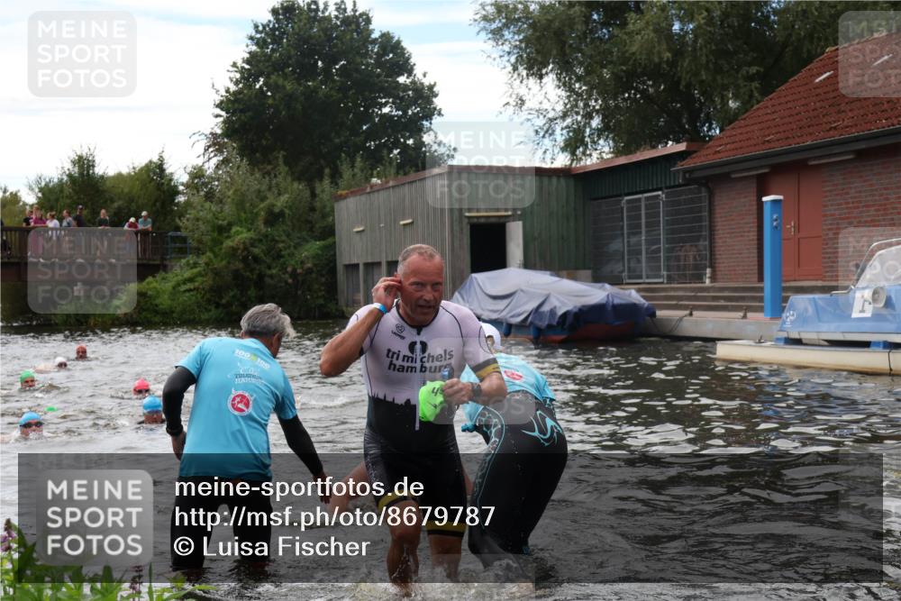 31.08.2025 - Elbe Triathlon Hamburg Luisa Fischer http://msf.ph/oto/8679787 31.08.2025 14:04:14 Schwimmen 144, 151, 162, 164 meine-sportfotos.de