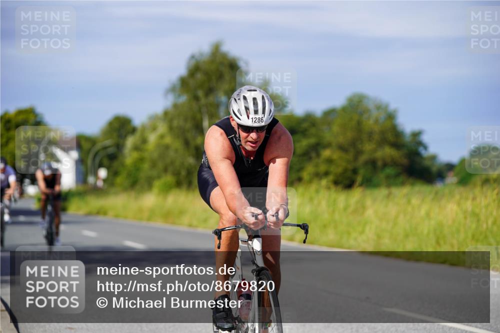 31.08.2025 - Elbe Triathlon Hamburg Michael Burmester http://msf.ph/oto/8679820 31.08.2025 10:40:04 Radfahren 1095, 1158, 1286 meine-sportfotos.de