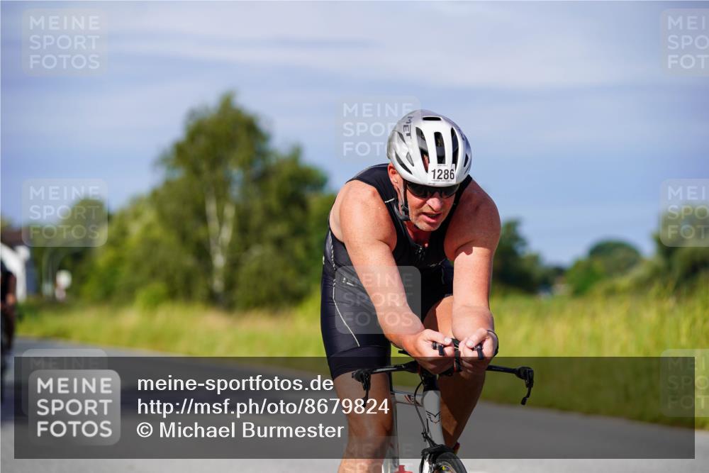 31.08.2025 - Elbe Triathlon Hamburg Michael Burmester http://msf.ph/oto/8679824 31.08.2025 10:40:05 Radfahren 997, 1095, 1158, 1286 meine-sportfotos.de