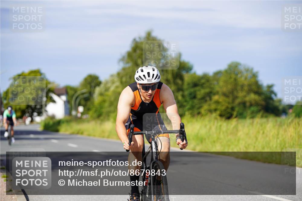 31.08.2025 - Elbe Triathlon Hamburg Michael Burmester http://msf.ph/oto/8679843 31.08.2025 10:40:12 Radfahren 997, 1028 meine-sportfotos.de