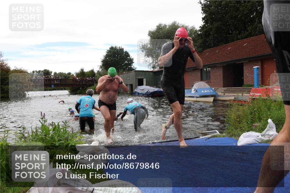 31.08.2025 - Elbe Triathlon Hamburg Luisa Fischer http://msf.ph/oto/8679846 31.08.2025 14:04:31 Schwimmen 121, 123, 124, 132, 135, 141, 143, 152, 156, 161 meine-sportfotos.de
