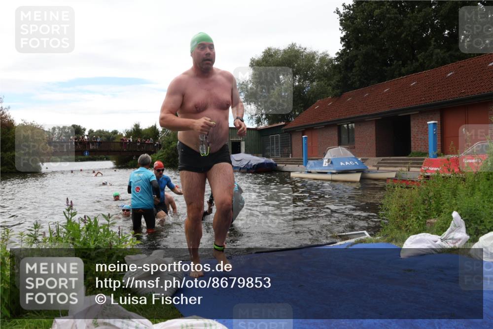 31.08.2025 - Elbe Triathlon Hamburg Luisa Fischer http://msf.ph/oto/8679853 31.08.2025 14:04:32 Schwimmen 123, 124, 129, 132, 135, 141, 143, 152, 156, 161 meine-sportfotos.de