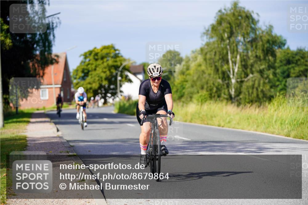 31.08.2025 - Elbe Triathlon Hamburg Michael Burmester http://msf.ph/oto/8679864 31.08.2025 10:40:24 Radfahren 878, 1272 meine-sportfotos.de