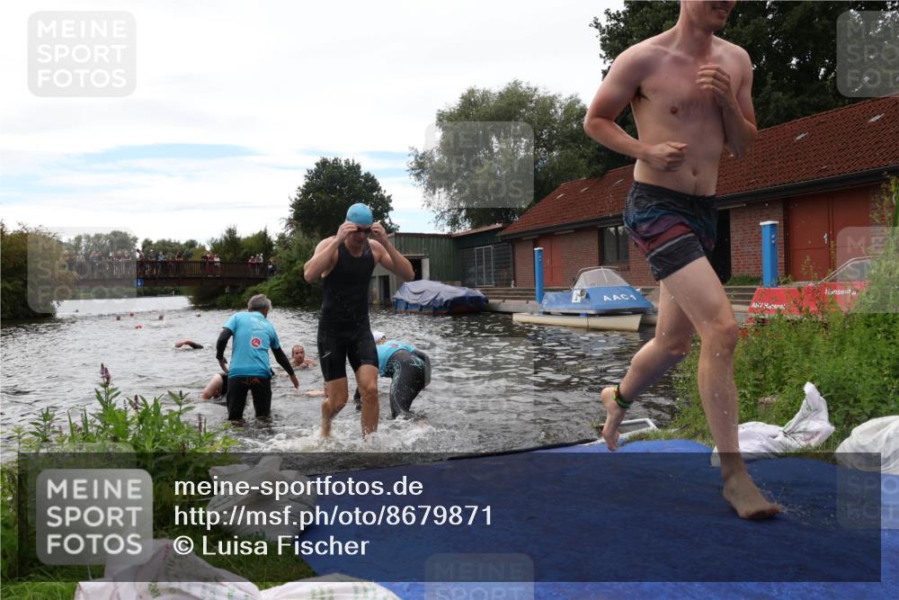 31.08.2025 - Elbe Triathlon Hamburg Luisa Fischer http://msf.ph/oto/8679871 31.08.2025 14:04:37 Schwimmen 123, 124, 125, 129, 132, 141, 150, 155, 161 meine-sportfotos.de